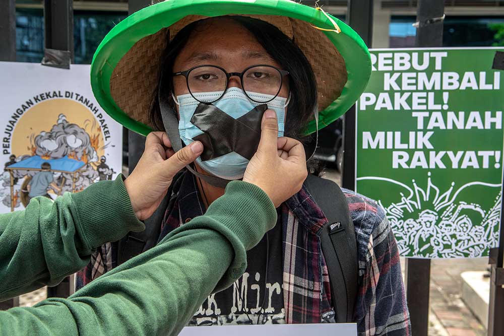 Aksi Mogok Makan Menuntut Pembebasan Tiga Petani Banyuwangi Yang