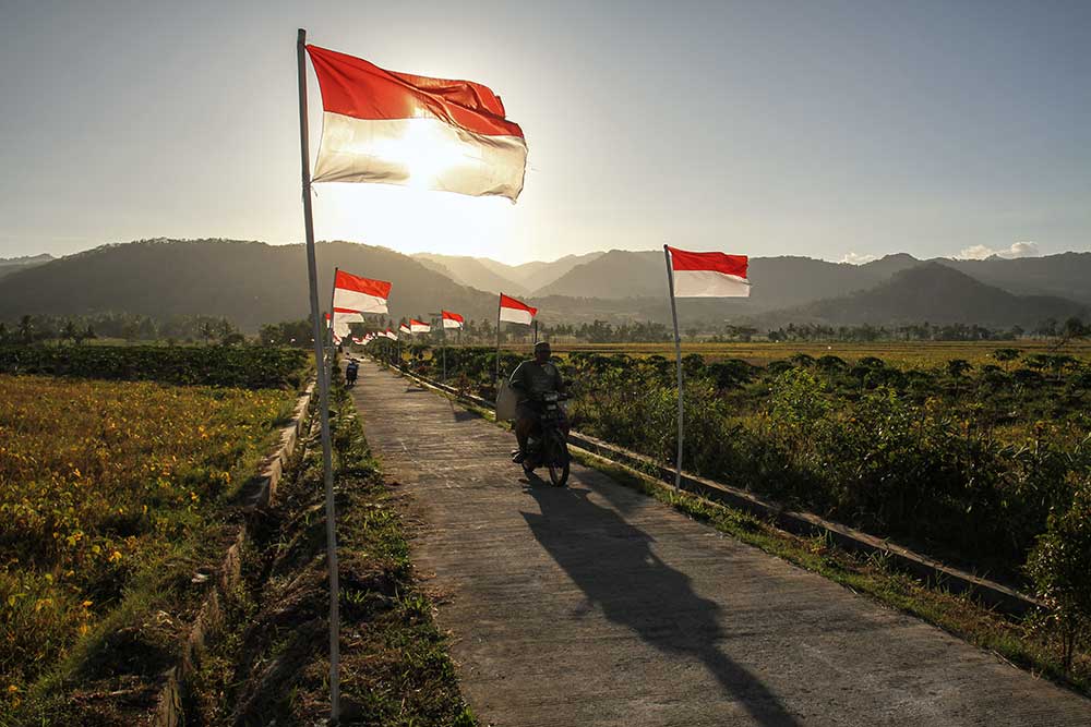 Pemasangan Bendera Merah Putih Di Kulonprogo Yogyakarta