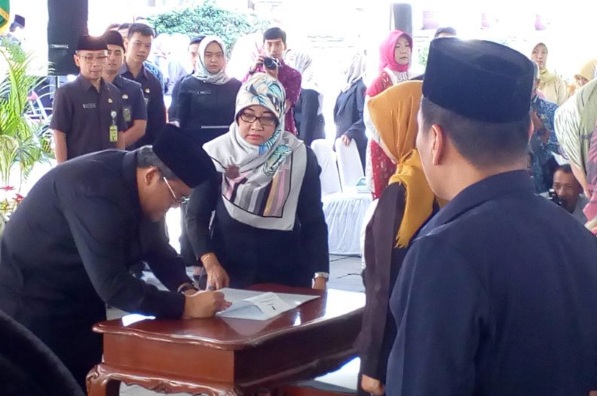 Sejumlah Pejabat Eselon Ii Pemprov Jabar Tempati Posisi Baru