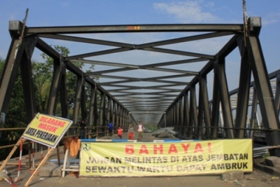 LEBARAN 2014 (Bag ke-2): Kejutan dari Jembatan Comal Jelang Arus Mudik