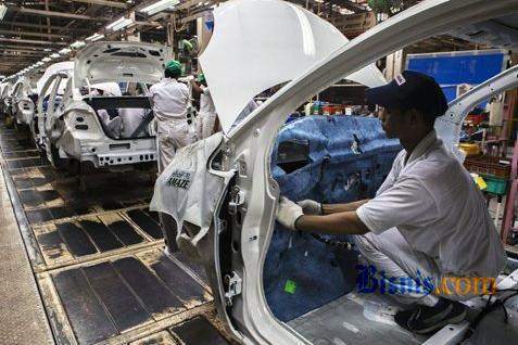 TAJUK BISNIS (26/11/2014): Memperkuat Struktur Industri Otomotif