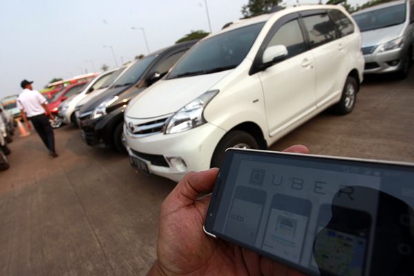 Taksi Online Minta Penundaan 9 Bulan