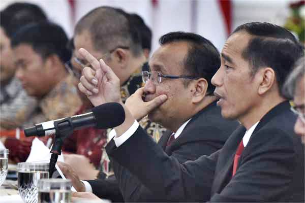 JAGA KEUTUHAN BANGSA : Presiden Jokowi: Kapolri Enggak Usah Ragu