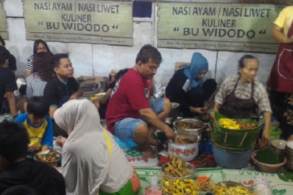 EAT : Liwet Semarangan Simpang Lima