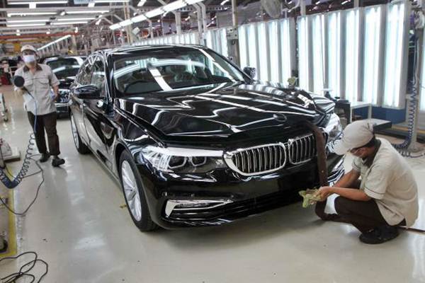 MOBIL PREMIUM : Penjualan BMW Naik 17%