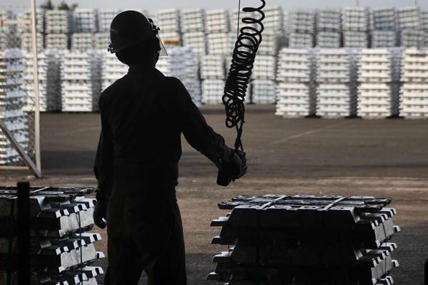 INDUSTRI ALUMINIUM : Prospek Industri Aluminium Indonesia