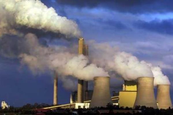 ENERGI RAMAH LINGKUNGAN : Komitmen Mengurangi Emisi Karbon