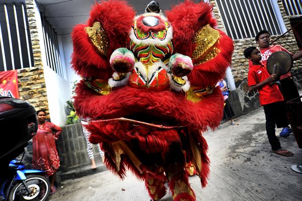 JELANG IMLEK 2569 : Kala UKM dan Pusat Belanja Mencari Hoki di Ibu Kota 