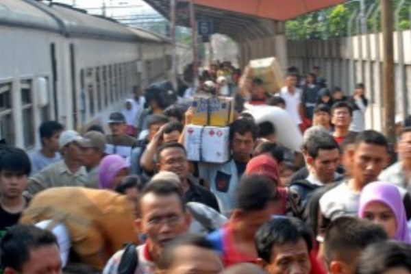 PERPINDAHAN PENDUDUK : Urbanisasi ke Surabaya Diyakini Tak Signifikan