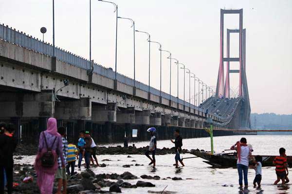 SUPERBLOK JEMBATAN SURAMADU  : PPRO Kucurkan Investasi Rp16 Triliun