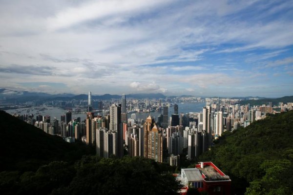 PASAR ASIA : Aksi Massa Runtuhkan Harga Properti Hong Kong