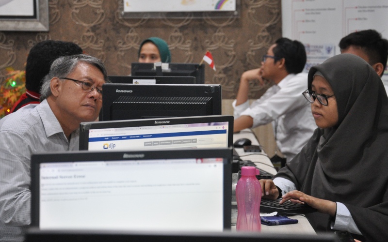 PENERIMAAN PAJAK : Kota Surabaya Realisasi 20% dari Target