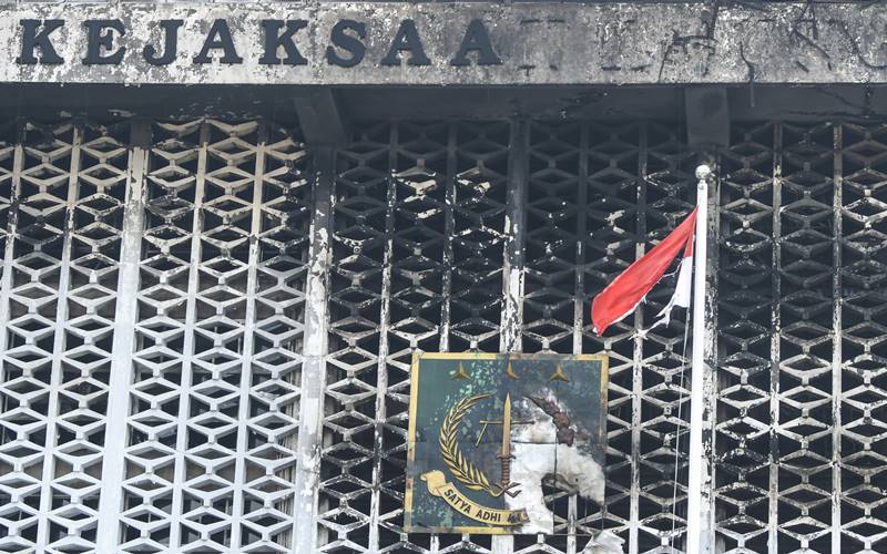 KEBAKARAN GEDUNG KEJAGUNG : KPK Tidak Tinggal Diam