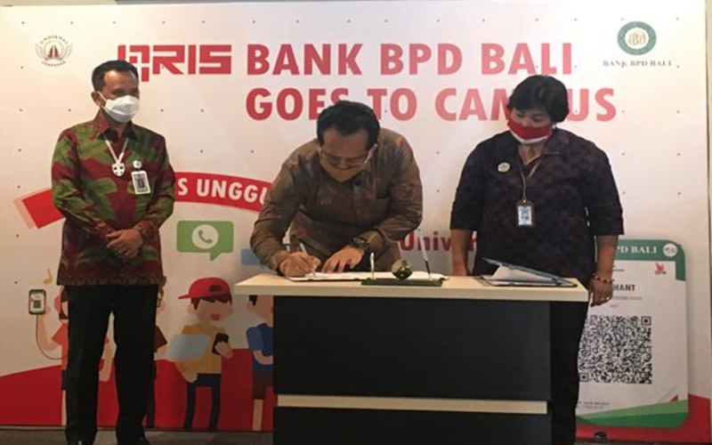   BISNIS TRANSAKSI BANK    : BPD Bali Pacu Layanan QRIS