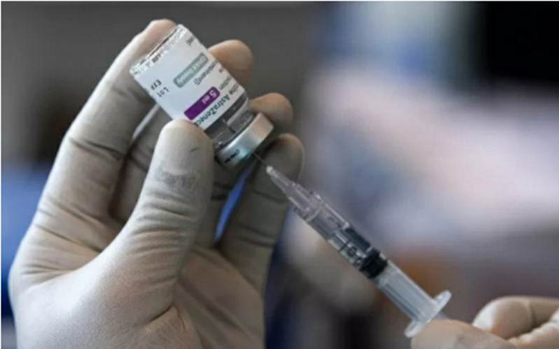 KEKEBALAN KELOMPOK : WNI di Malaysia Prioritas Vaksin