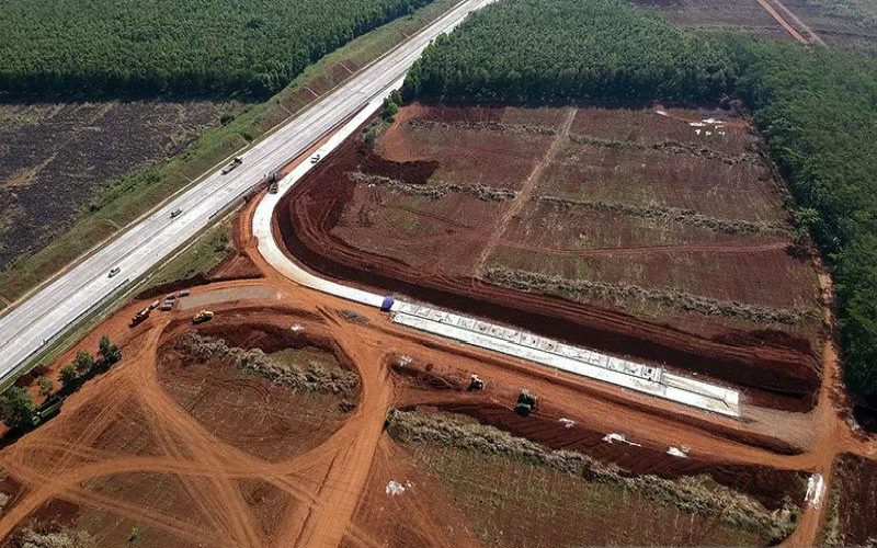 TOL TRANS-JAWA : Pembangunan Jalan Tol Semarang—Demak Dikebut