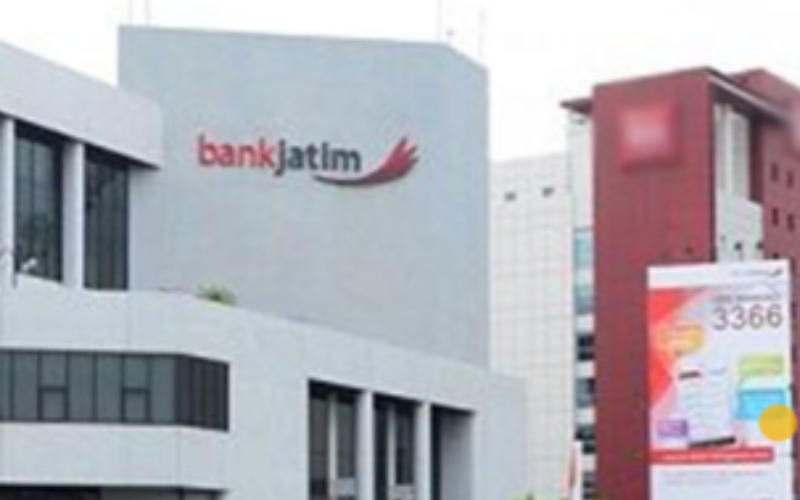   TRANSFORMASI DIGITAL BANK JATIM : Layanan Kantor Tersisa 4,29%