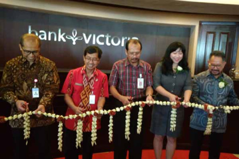 Laba Bank Victoria Turun 45,7 Persen