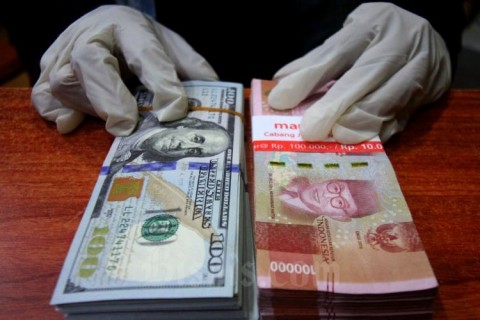 Kurs Jual-Beli Dolar AS di BNI dan BCA, 16 April 2020