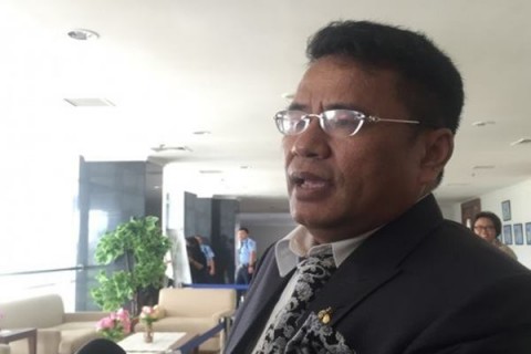 Hotman Paris dan Winda Earl Saling Balas Soal Duit Miliaran Raib di Maybank