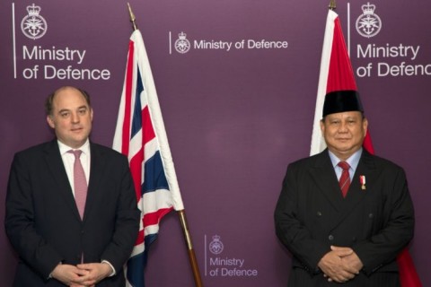 Menhan Prabowo Bertemu Menhan Inggris di London, Bahas Apa?