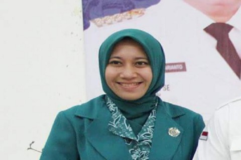Istri Mantan Bupati Inhu Ini Akan Jadi Bupati Termuda di Indonesia