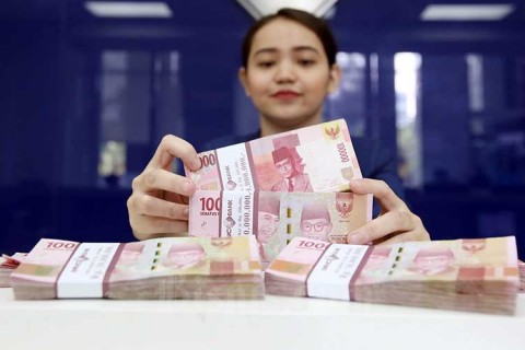 Penerapan PPKM, OJK Proyeksi Ada Tekanan pada Penyaluran Kredit Kuartal III