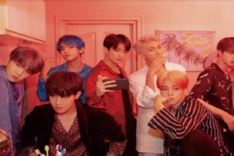 Tak Cuma Coldplay, Ini 8 Musisi yang Pernah Kolaborasi dengan BTS
