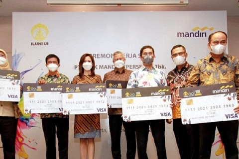 Bank Mandiri Gandeng ILUNI UI Kembangkan Transaksi Non-Tunai