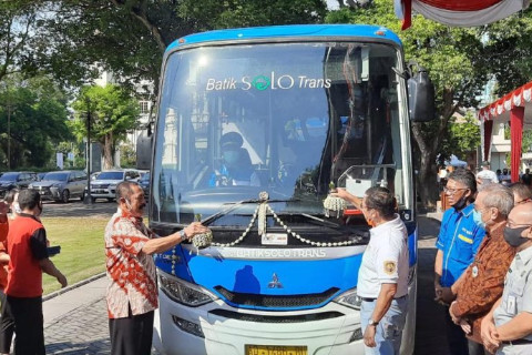 Instran Sarankan Evaluasi Bus BTS Contoh KRL dan TransJakarta