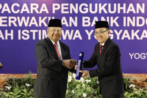 Perry Warjiyo Lantik Kepala Bank Indonesia DIY