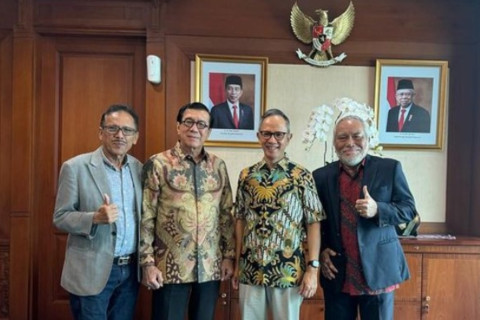 Menkumham Yasonna Laoly Bertemu Bos OJK, Bahas Nasib Asuransi Bumi Asih