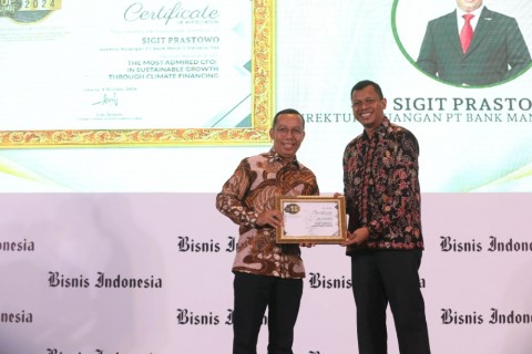 TOP BUMN Awards 2024: Dirkeu Bank Mandiri Sigit Prastowo Raih The Most Admired CFO