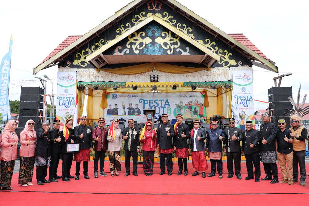 Pesta Laut Bontang Kuala 2022 yang didukung penuh PT Pupuk Kalimantan Timur (Pupuk Kaltim), sebagai upaya melestarikan budaya asli masyarakat Kutai di Kota Bontang resmi dibuka pada. Rabu (16/11/2022)./JIBI-Istimewa