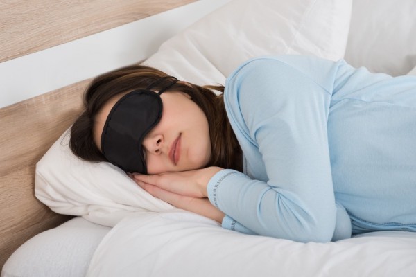 manfaat tidur cukup nyenyak bisa turunkan berat badan