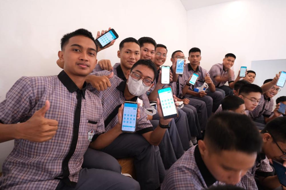 Srikandi PLN Hadirkan PLN Mobile ke Sekolah, Ratusan Pelajar Antusias