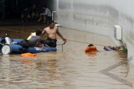 Banjir Jakarta: Warga Karet Tengsin Belum Terima Bantuan