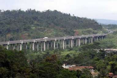 Tol Cipularang Ditutup Hingga Minggu: KM 74 Ambles