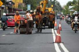 Jalan Rusak: Manado dan Pantura Terparah