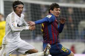 Hasil LIGA SPANYOL: Real Madrid Dihajar Barcelona 3-4, Messi Hattrick