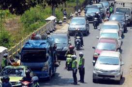 BANJIR RANCAEKEK: Kemacetan Mengular Panjang Di Rute Garut-Bandung