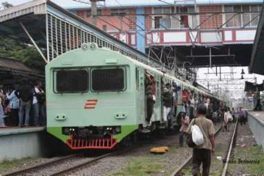 Pemesanan Tiket di Stasiun Jangan Dihapus