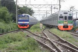 Penumpang Berharap Akses ke Luar Stasiun Tanah Abang Dipasangi Atap