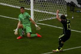 PIALA DUNIA 2014: Spanyol Lumat  Australia 3-0