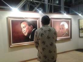 JOKOWI VS PRABOWO: Hatta Rajasa Kelelahan. Batal Buka Pameran Lukisan di TIM