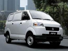 LEBARAN 2014: Suzuki Ajak 10 Keluarga Mudik Dengan APV