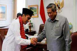 HARI PRAMUKA: SBY dan Jokowi Hadir Bareng