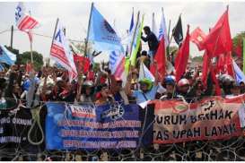 Ribuan Buruh Demo Tuntut Agenda Lama