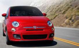 IIMS 2014: Fiat 500 Sport Rp365 Juta Pikat Pengunjung