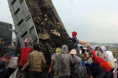 Warga Buara Liburan Bermodalkan Sampah